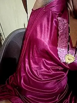 reemacouple007 on StripChat 