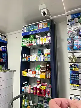 roouse — WE SHOW OUR TITS TO A CUSTOMER !