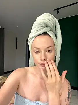 RosieMarvel — KISS MY ASS,COWBOY!