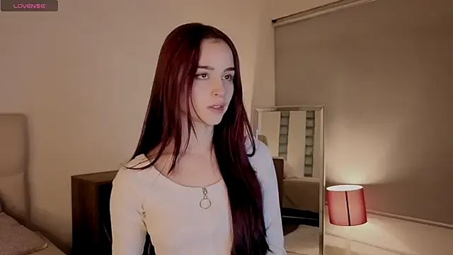 Roxxy_mora on StripChat 