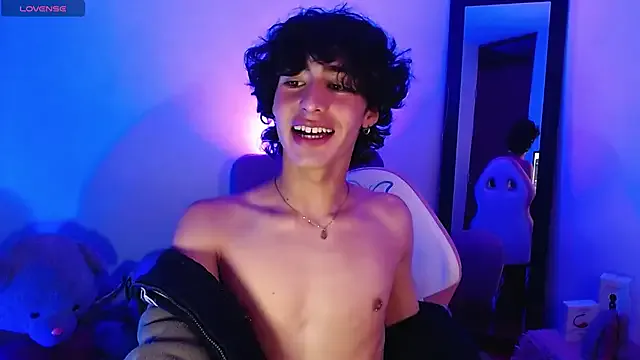 saanti_foxs on StripChat 