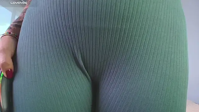 Sairy_ — Ice and clamps on my breasts  :devil: