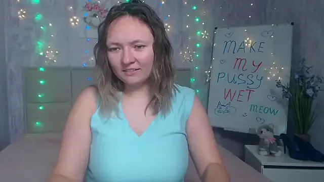SallyVerda on StripChat 