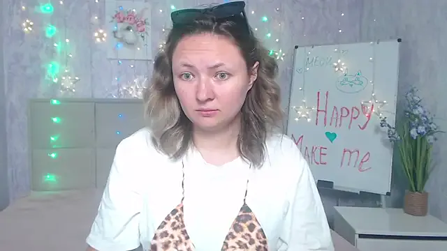 SallyVerda on StripChat 