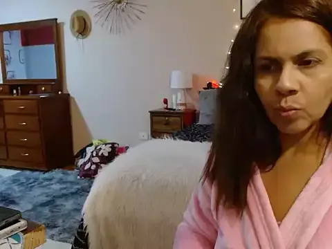 Sara_Brandon on StripChat 