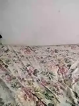 Saraa-loove on StripChat 