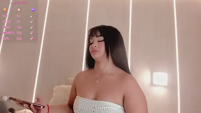 sasha_riverss on StripChat