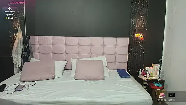 SashaRosee_ on StripChat 