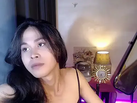 Sassy_Bianca on StripChat 