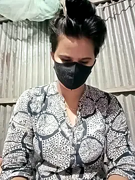 Sexy-Binita — 14 Pro Max