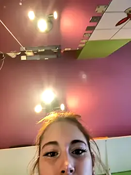 sexymelli18 — Last tip wins pic+vid