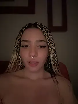 ShannonShanny — play with domi