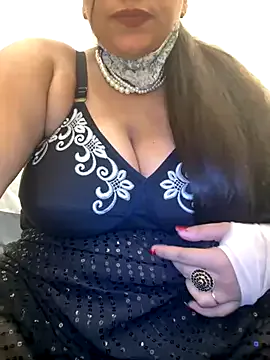 Simar_punjabi — Nude boobs oiling and slap  boobs 