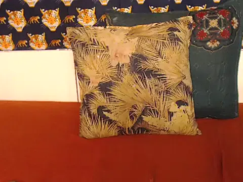 SlenderCaramelBabexx — nipple play till cant sit no more