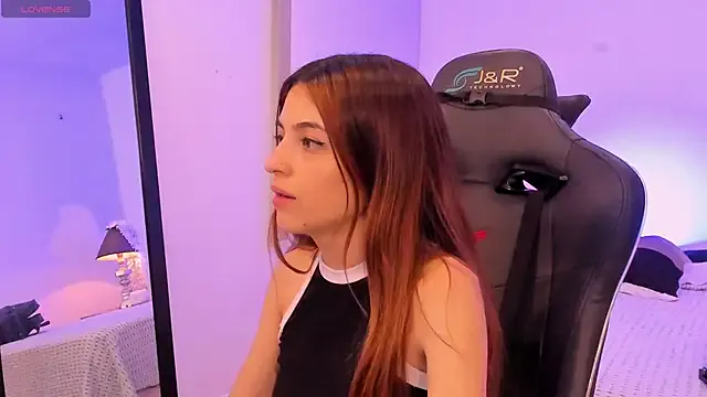 sofiarouge — touch tits