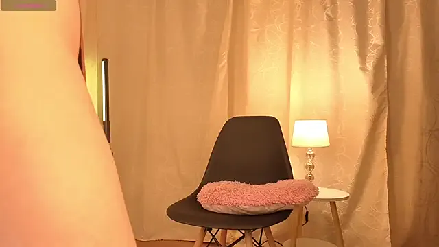 sophia_dumont — Ass creamy+spanks