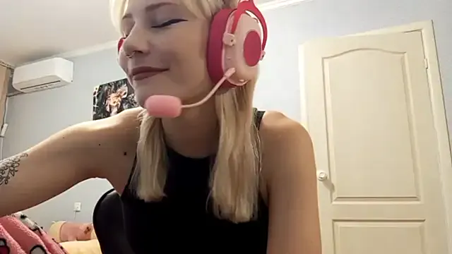SorryMyAngel on StripChat 