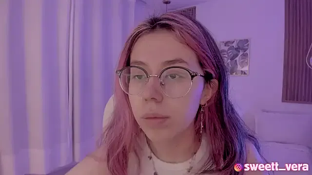 sweet_vera on StripChat 