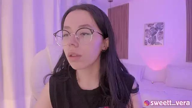 sweet_vera on StripChat 