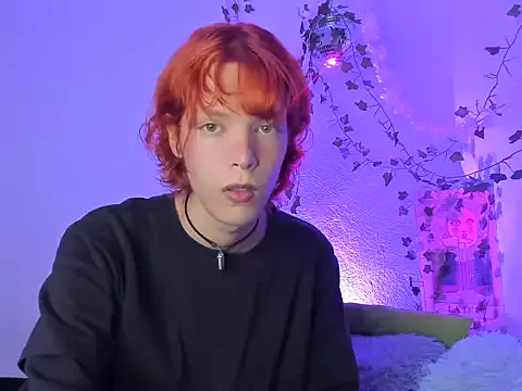 SweetBoy_02 on StripChat 