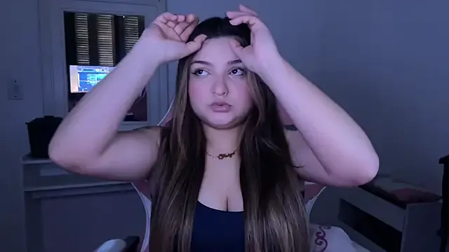 SweetFoxEyes_ on StripChat 