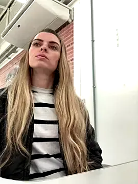 SweetGraciosa on StripChat 