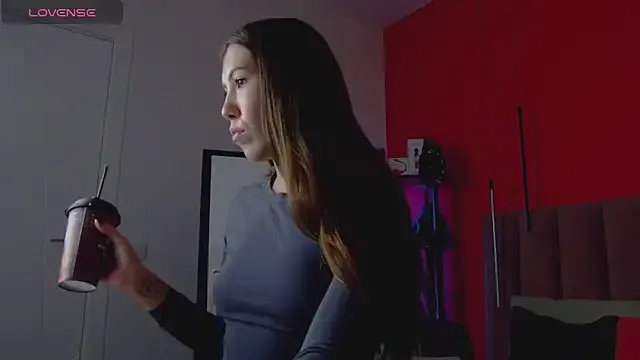 SweetySonya on StripChat 