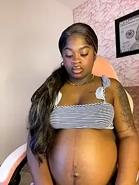 Tamara_Lubezkii on StripChat 