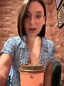 The_Snowwhitee — Fingering in McDonald  Last Tip Video!
