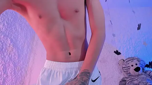 thiago_kinghot — Hi Thiago