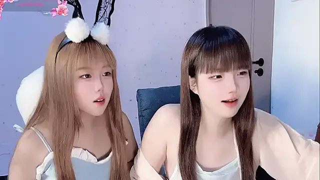 TT-XXTT on StripChat 