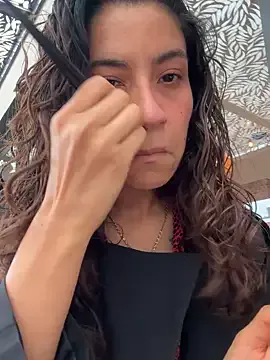 ValeriEvan — Toy control 5 min last tipper in public