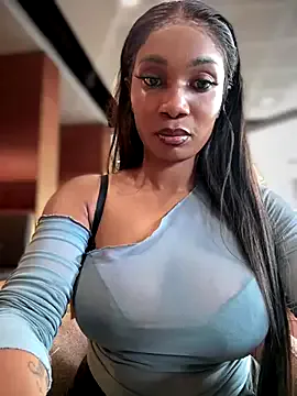 VannessaJj on StripChat 
