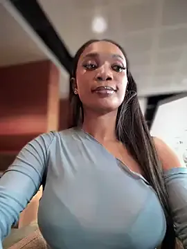VannessaJj — Toy on hard clit,moan,squirt hot Public