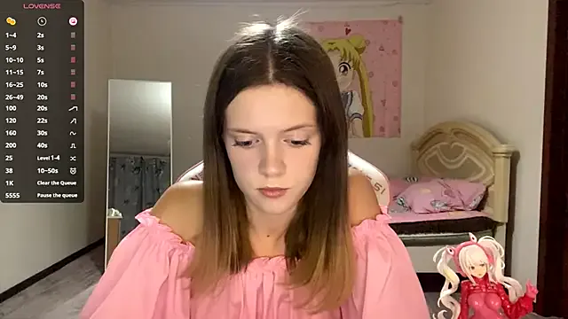 VibeQueenLucy —  Sweet a sweet smile