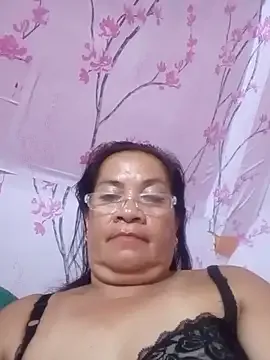 vickyhot1966 — Freechat on StripChat