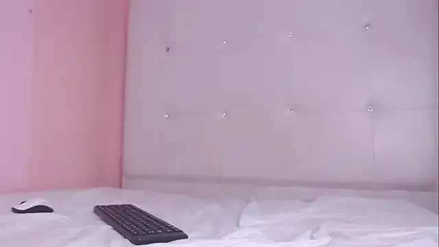 willow_smitt on StripChat 