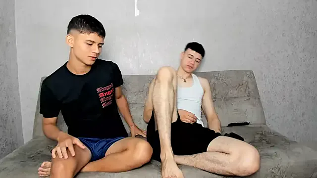 willy_sexxx18 on StripChat 