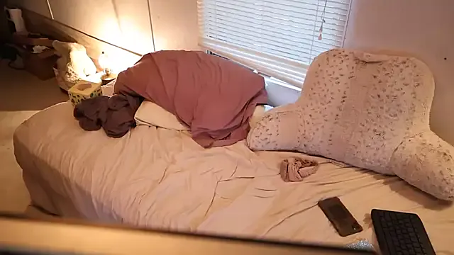 xxpixeyxx on StripChat 