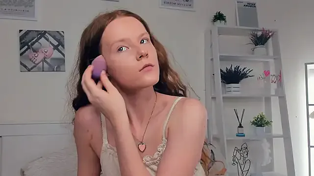 ZaraBluitt on StripChat 
