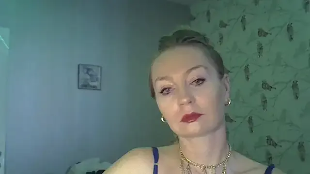 ZarinaSwift — Striptease dance