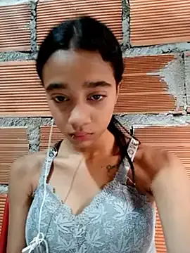 Zoe_Sweett18 — Nacked + activate fucking machine
