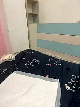 zqq5522 on StripChat 